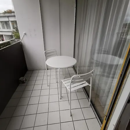 Naehe U-bahn U3, 15 Min Zentrum Appartement München