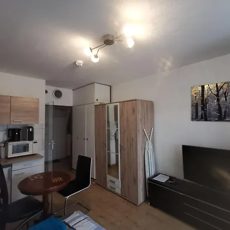 Naehe U-bahn U3, 15 Min Zentrum Apartman München